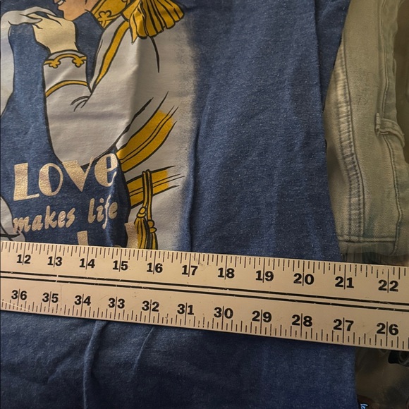 Cinderella scoop neck tee - Picture 5 of 5